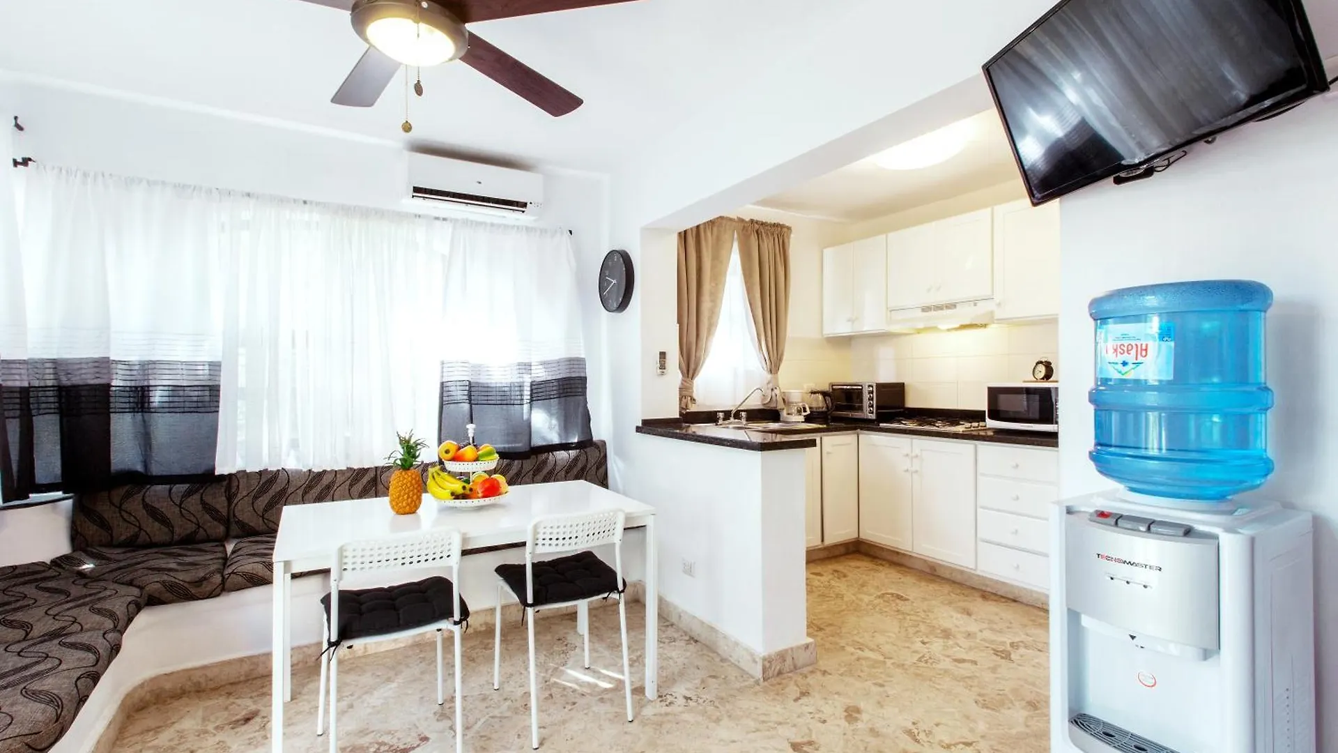 Aventura Tropical - Villas And Suites - Playa Los Corales Punta Cana 5*,