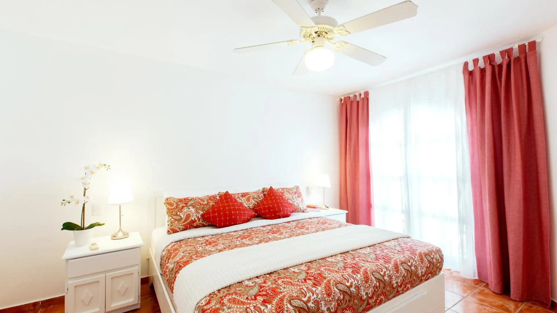 Aventura Tropical - Villas And Suites - Playa Los Corales Punta Cana Hotel