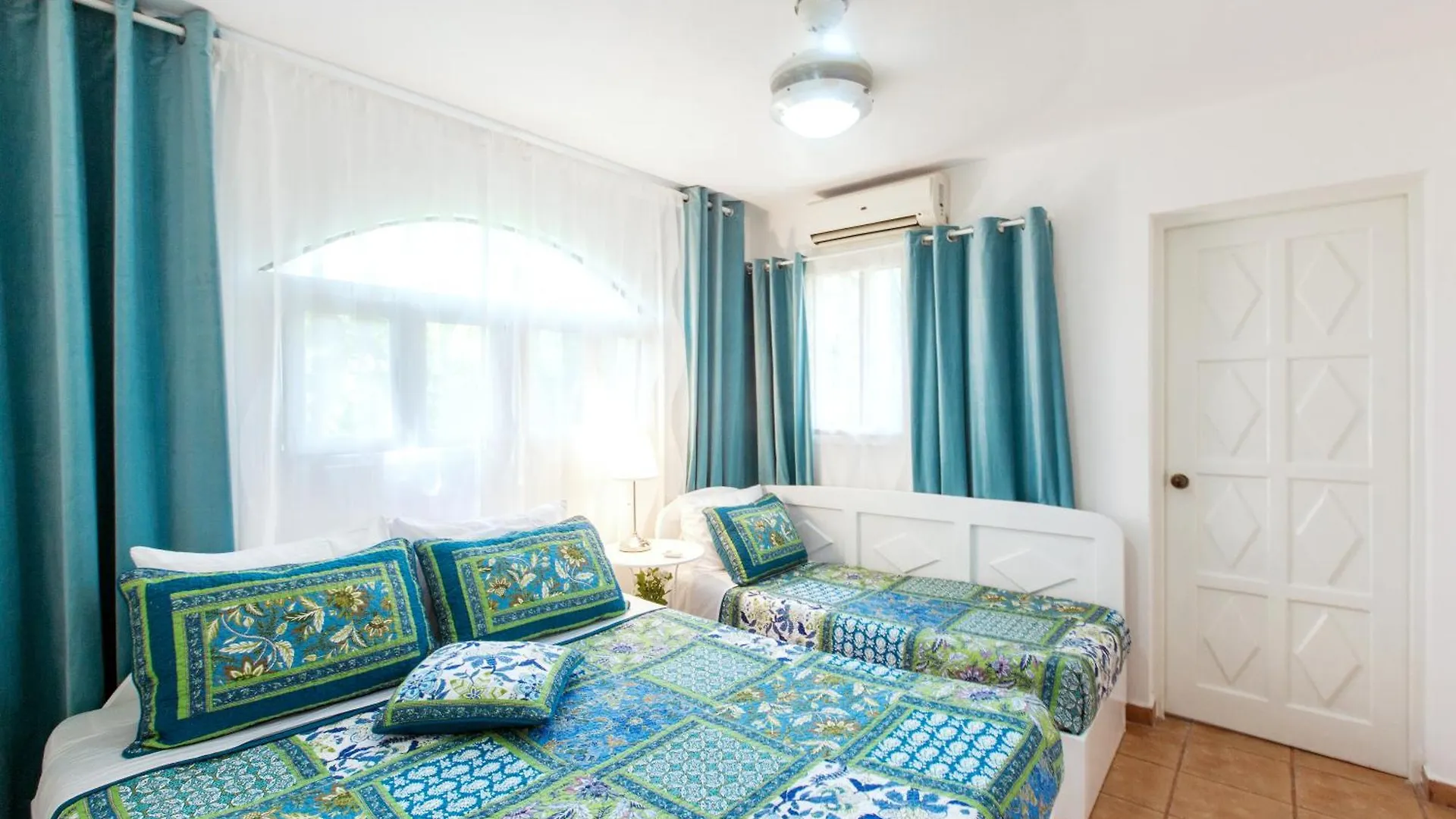 Aventura Tropical - Villas And Suites - Playa Los Corales Punta Cana Hotel